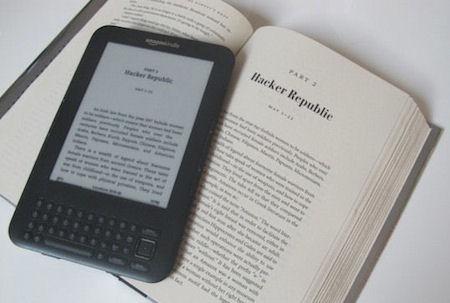 Ministerul Educaţiei vrea să doteze elevii cu e-book reader