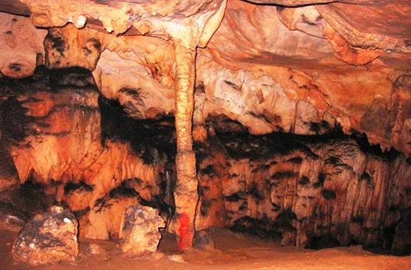 PESTERA VADU CRISULUI