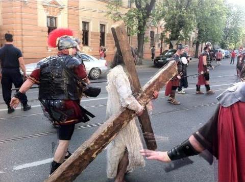 480656_10151450744774023_424819572_n