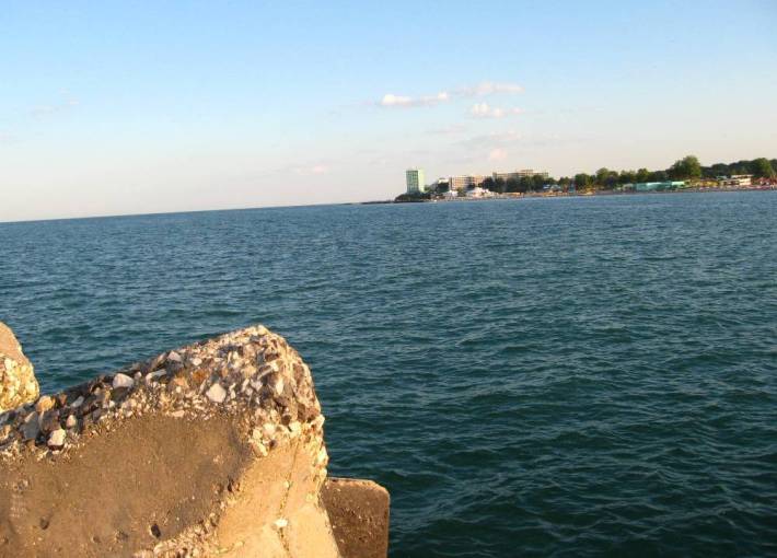 Suirsa imagine: amfostacolo.ro