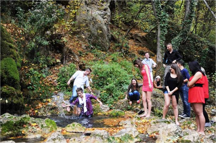 … şi o mică… căzătură