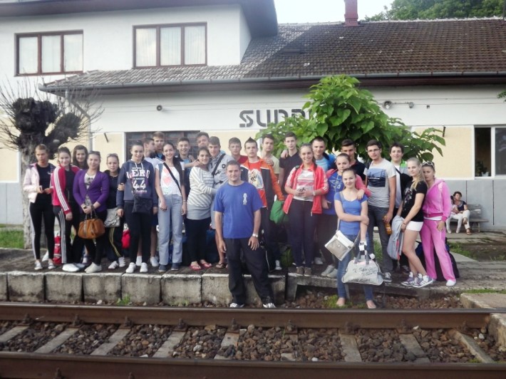 În excursie la Şuncuiuş cu clasa la care este diriginte, 10 B