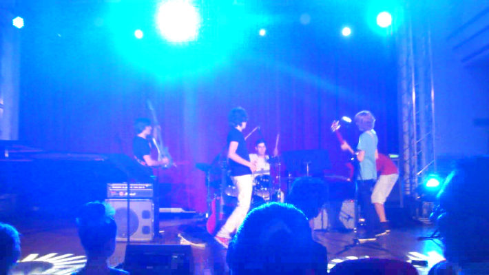 vlcsnap-2014-09-04-13h42m23s76