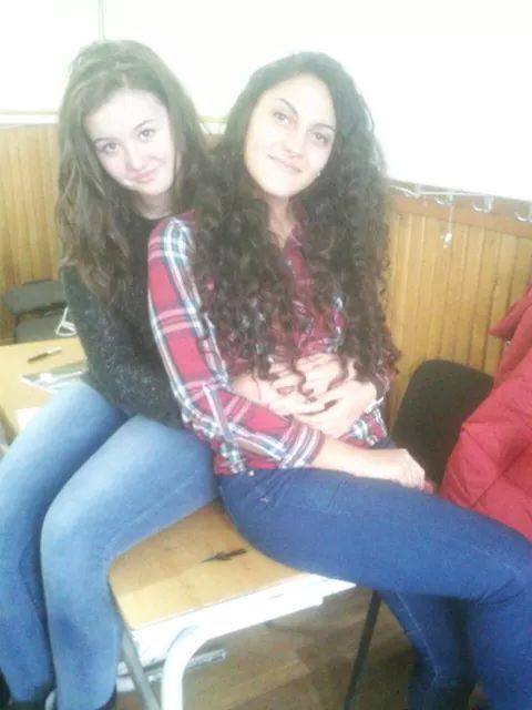 BIANCA BETE şi ANDREEA GYONGYOSI