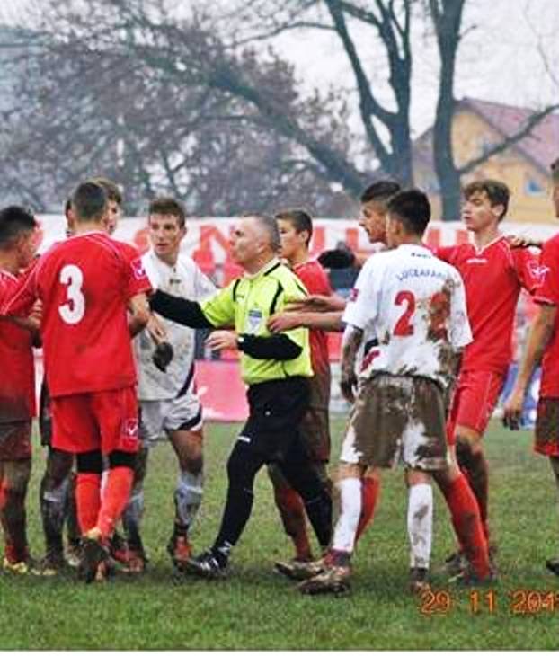 Alex Micula la un meci  jucat la Beiuş, în care din păcate echipa sa a pierdut cu 3-2.