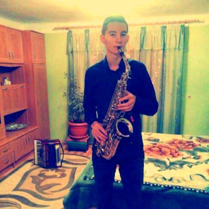 DĂNUŢ COSMIN MANCI