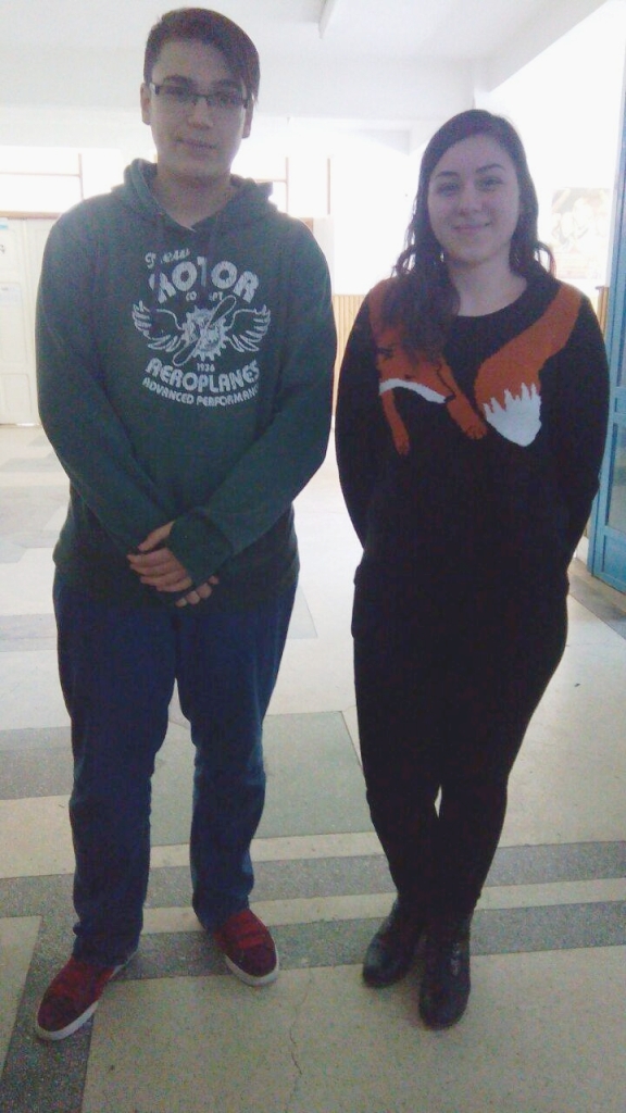 Cătălin Papdeac și Denisa Nuțaș au făcut cunoscut elevilor conţinutul circularei. Foto: OANA TAICHIŞ