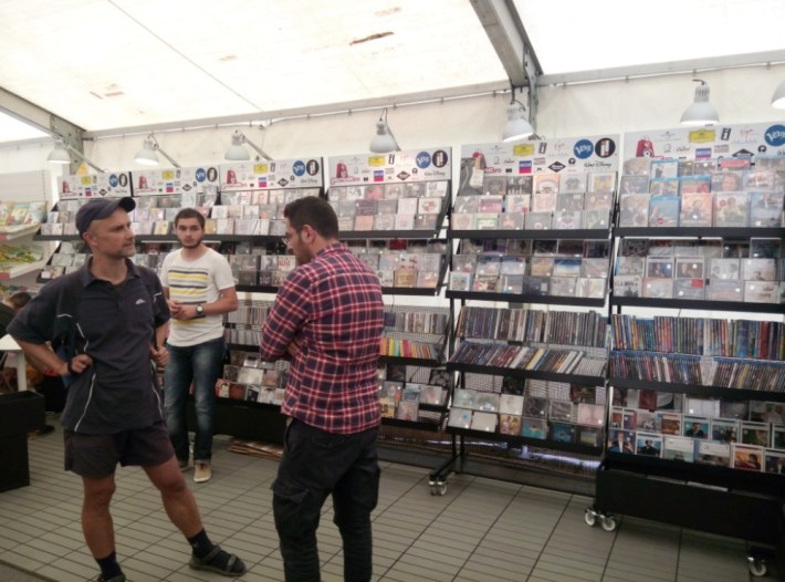 La Targul de carte Gaudeamus, mai 2015, Parcul 1 Decembrie, Oradea. Foto: NICOLAE FRATILA