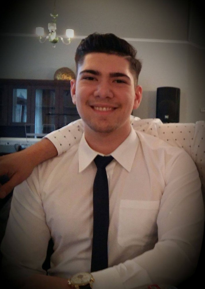 Călin Popa, elev şi preşedintele Consiliului  Elevilor din Liceul Onisifor Ghibu.