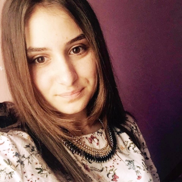 Balaj Daria-Scoala online