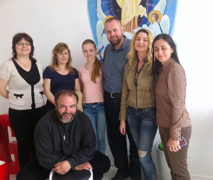 Cristian Tabara si cativa dascali de la Ghibu.JPG