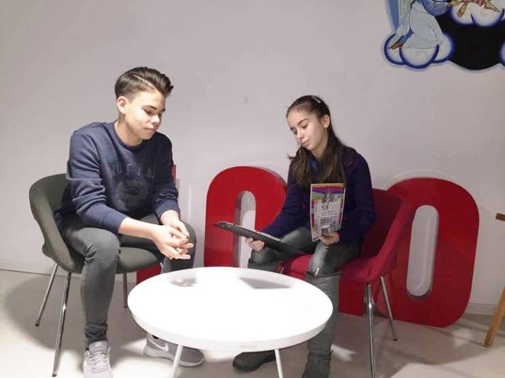 În mini-studioul LOGO Paper