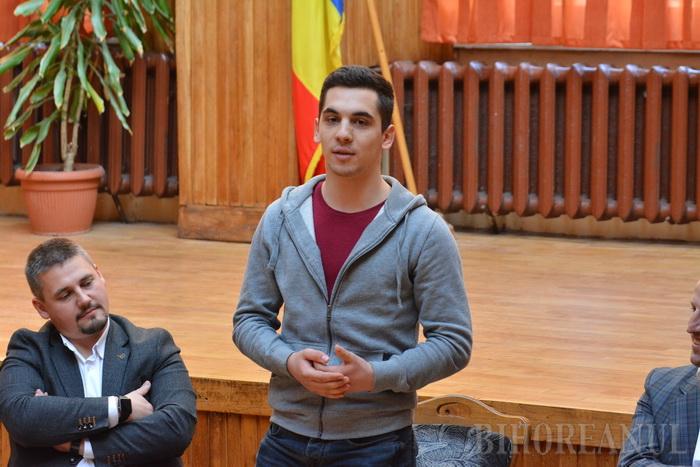 bogdan-bondar-festivitate-logo-paper_29