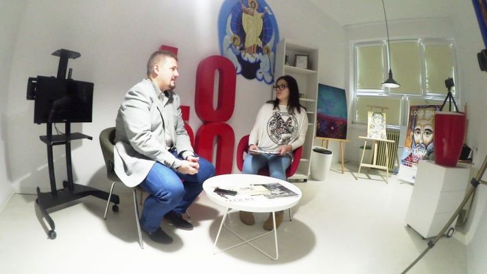 feat ajofm large.jpg