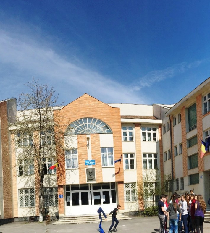 panorama 5 martie left