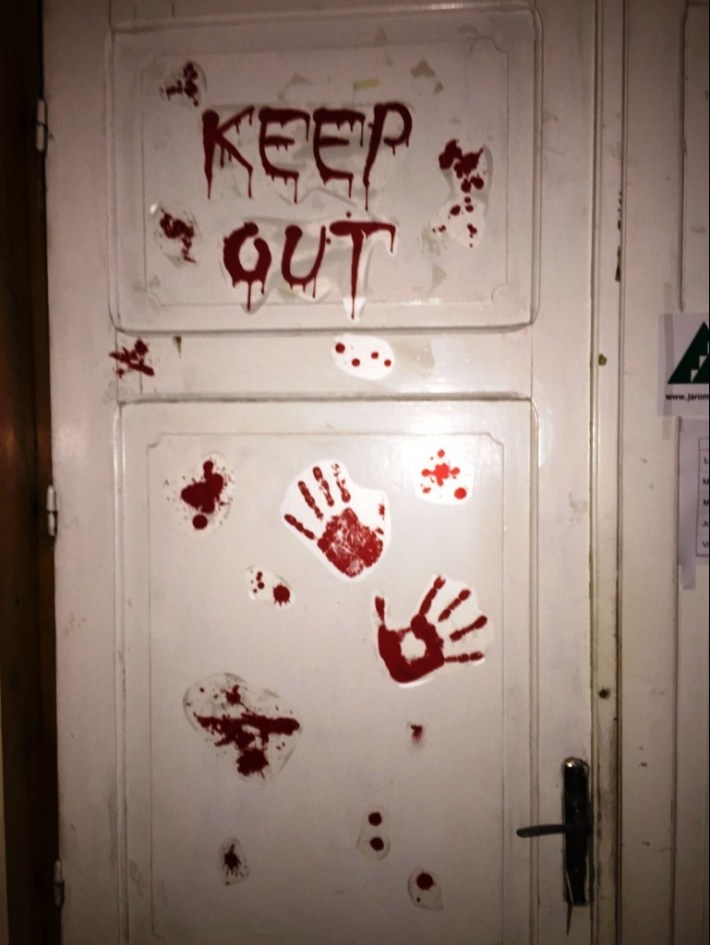 Intrarea clasei a IX-a D