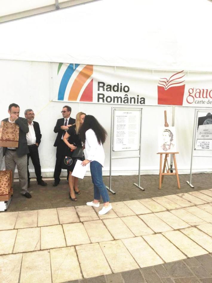 Adela la festivitatea de premiere