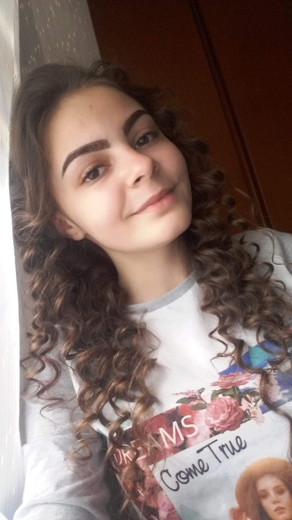 LĂCRIMIOARA ŞANDRO02